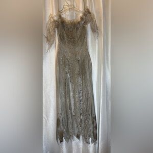 VAMPIRE Gray Lace Scary Costume Dress Bride Halloween 🎃 🧛‍♀️